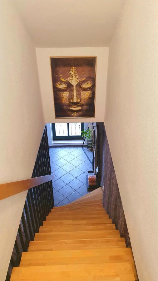 Neustadt-Aussicht - Grosse Wohnung Mit Balkon Dresden Ngoại thất bức ảnh